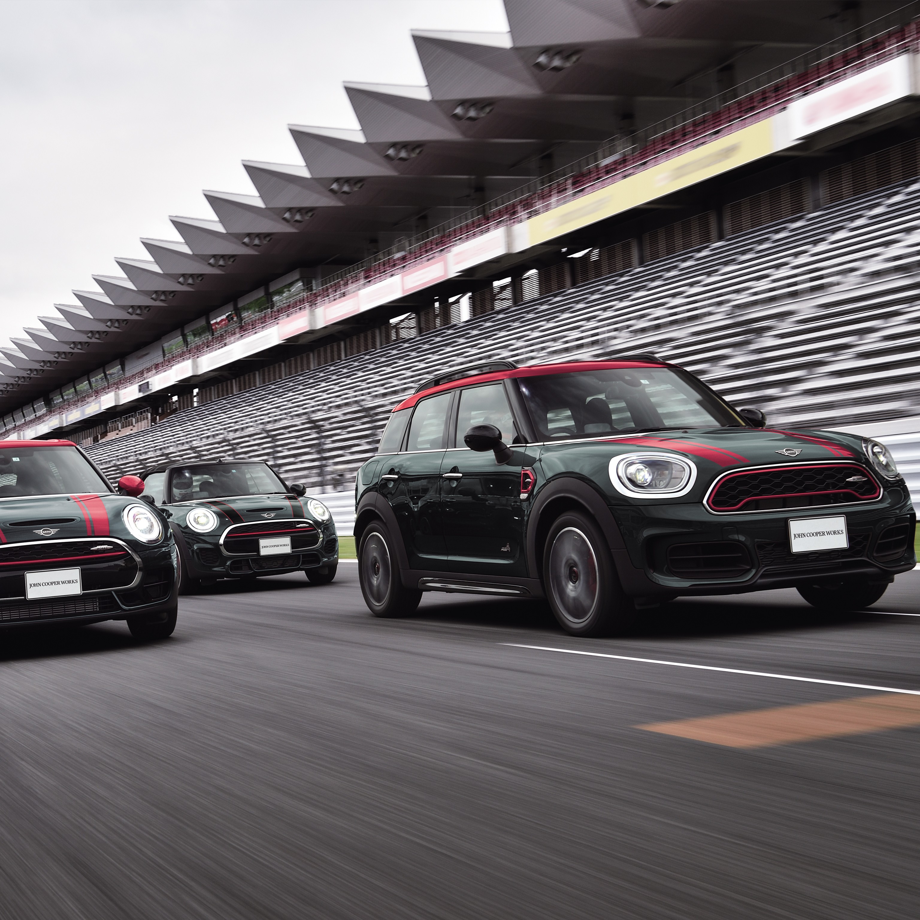 JOHN COOPER WORKS – front view